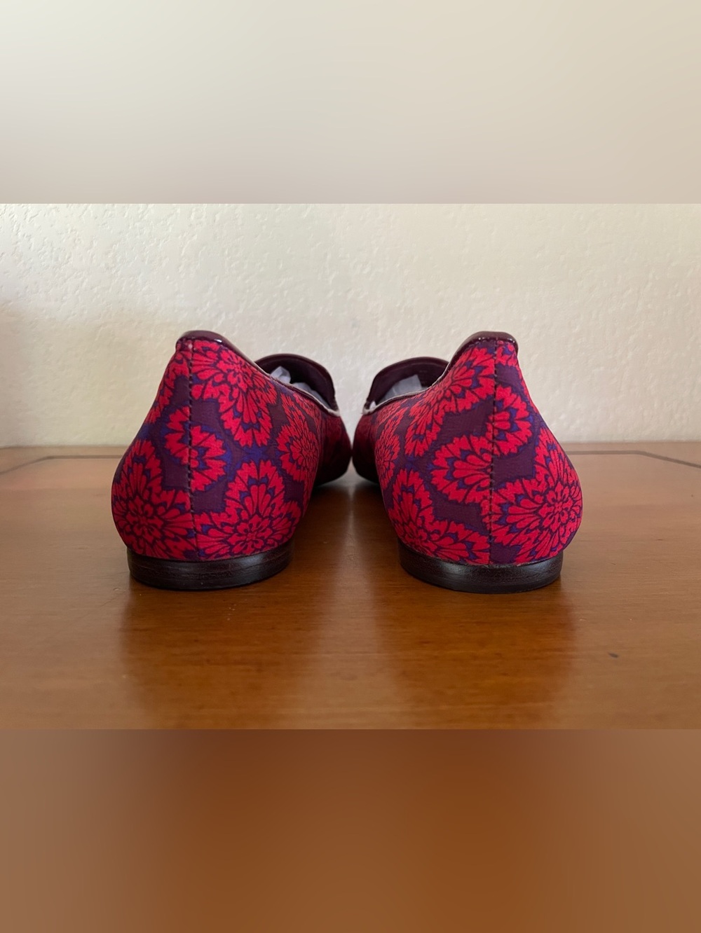 Tory Burch Chandra “Retired” Kariba Print Red/Purple Smoking Loafers Sz 9 - Picture 9 of 16